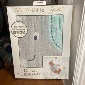 Bananafish Studio Elephant Milestone Blanket With 2 Felt Cutouts - NIB